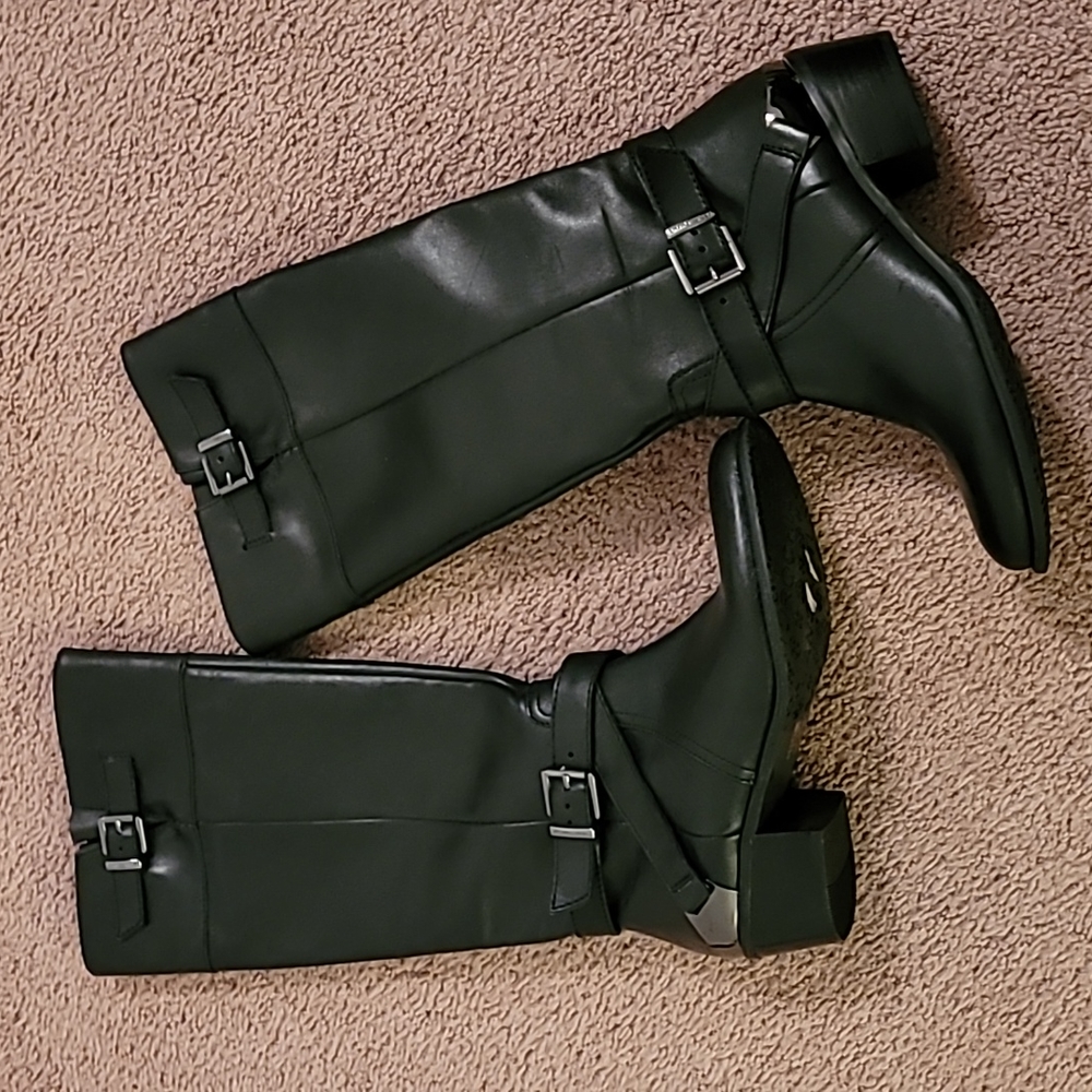 ARTURO CHIANG tall black leather boot. New without tags. Size 6